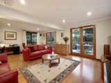 https://images.listonce.com.au/custom/160x/listings/4-gairns-court-croydon-vic-3136/855/00620855_img_01.jpg?D5Xg0VL4ceE