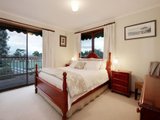 https://images.listonce.com.au/custom/160x/listings/4-gairns-court-croydon-vic-3136/855/00620855_img_09.jpg?_-UNJaAmHPk