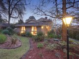 https://images.listonce.com.au/custom/160x/listings/4-gairns-court-croydon-vic-3136/855/00620855_img_14.jpg?mHCeb85oHn4