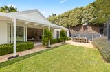 https://images.listonce.com.au/custom/160x/listings/4-gavan-street-portsea-vic-3944/703/01638703_img_05.jpg?xYSbGbTBFSg