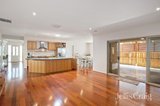 https://images.listonce.com.au/custom/160x/listings/4-glass-crescent-doreen-vic-3754/181/01766181_img_03.jpg?ARI1XmXqkx8