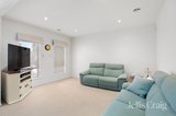 https://images.listonce.com.au/custom/160x/listings/4-glass-crescent-doreen-vic-3754/181/01766181_img_04.jpg?z95T4UuP7g4