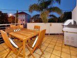 https://images.listonce.com.au/custom/160x/listings/4-glen-huntly-road-elwood-vic-3184/635/01793635_img_04.jpg?lxFvXUCxXIw