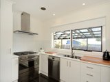 https://images.listonce.com.au/custom/160x/listings/4-glenys-court-belmont-vic-3216/895/01699895_img_03.jpg?krsSUXXSS50