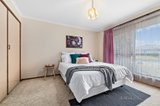 https://images.listonce.com.au/custom/160x/listings/4-goolwa-drive-delacombe-vic-3356/573/00874573_img_05.jpg?wObFh2YyD2Q