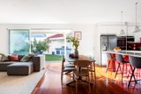 https://images.listonce.com.au/custom/160x/listings/4-gordon-street-clifton-hill-vic-3068/697/01094697_img_03.jpg?li8kgJewUYg