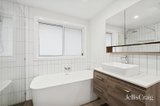 https://images.listonce.com.au/custom/160x/listings/4-goroke-court-croydon-south-vic-3136/333/01812333_img_08.jpg?MmpYe6h5Ks8
