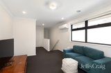 https://images.listonce.com.au/custom/160x/listings/4-gossamer-place-diamond-creek-vic-3089/784/01906784_img_08.jpg?Zl0vWSOOki0