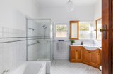 https://images.listonce.com.au/custom/160x/listings/4-gowar-avenue-camberwell-vic-3124/652/00931652_img_11.jpg?Tkq5St2KvJc