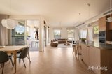 https://images.listonce.com.au/custom/160x/listings/4-grandview-grove-northcote-vic-3070/579/01990579_img_03.jpg?BX_qXEWN8kA
