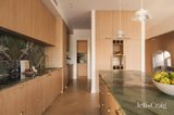 https://images.listonce.com.au/custom/160x/listings/4-grandview-grove-northcote-vic-3070/579/01990579_img_05.jpg?JL6omgsyrZE