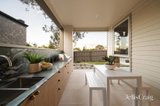 https://images.listonce.com.au/custom/160x/listings/4-grandview-grove-northcote-vic-3070/579/01990579_img_10.jpg?aUocsGgkqOg