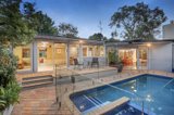 https://images.listonce.com.au/custom/160x/listings/4-halley-street-blackburn-vic-3130/615/01334615_img_01.jpg?8Zptun401qU