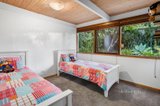 https://images.listonce.com.au/custom/160x/listings/4-halley-street-blackburn-vic-3130/615/01334615_img_09.jpg?3G_HbpasEjw