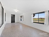 https://images.listonce.com.au/custom/160x/listings/4-hedrick-street-buninyong-vic-3357/734/01576734_img_09.jpg?Og7egVvWTZo