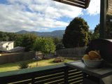 https://images.listonce.com.au/custom/160x/listings/4-high-street-healesville-vic-3777/349/01525349_img_06.jpg?6fRjbX30dSY