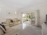 https://images.listonce.com.au/custom/160x/listings/4-hollyoak-rise-eltham-north-vic-3095/314/00981314_img_04.jpg?qOhWkQirh6g