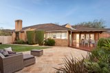 https://images.listonce.com.au/custom/160x/listings/4-howqua-court-warranwood-vic-3134/107/01700107_img_02.jpg?1rnvnDsMr14