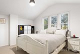 https://images.listonce.com.au/custom/160x/listings/4-hugh-street-hawthorn-east-vic-3123/540/01549540_img_01.jpg?kgUXqXZ0evE