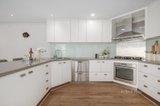 https://images.listonce.com.au/custom/160x/listings/4-inala-court-burwood-east-vic-3151/331/01681331_img_06.jpg?8LEK5qSFh38