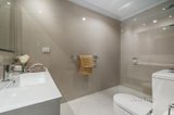 https://images.listonce.com.au/custom/160x/listings/4-inala-court-burwood-east-vic-3151/331/01681331_img_08.jpg?0XzOfZllLs8