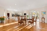 https://images.listonce.com.au/custom/160x/listings/4-jacov-gardens-templestowe-vic-3106/713/01813713_img_04.jpg?cdBRqxi3lCA