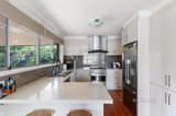 https://images.listonce.com.au/custom/160x/listings/4-janet-court-yallambie-vic-3085/348/01683348_img_02.jpg?V3TizlRVqNM