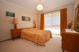 https://images.listonce.com.au/custom/160x/listings/4-joan-court-sebastopol-vic-3356/444/01576444_img_04.jpg?0UaJDQf1m7U