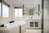 https://images.listonce.com.au/custom/160x/listings/4-joseph-banks-crescent-endeavour-hills-vic-3802/890/01780890_img_07.jpg?SzGXr66FuS0
