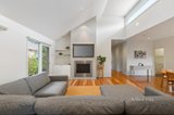 https://images.listonce.com.au/custom/160x/listings/4-kadir-street-bentleigh-east-vic-3165/640/01121640_img_04.jpg?_NLD1JKCKUM