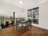 https://images.listonce.com.au/custom/160x/listings/4-kalgurli-court-balwyn-vic-3103/929/01684929_img_03.jpg?DY-0hdN5iFM