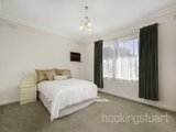 https://images.listonce.com.au/custom/160x/listings/4-kalgurli-court-balwyn-vic-3103/929/01684929_img_06.jpg?6H4WMlabRAg