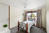 https://images.listonce.com.au/custom/160x/listings/4-kalista-crescent-watsonia-north-vic-3087/598/01727598_img_10.jpg?nxXKw2JRPVw