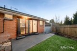 https://images.listonce.com.au/custom/160x/listings/4-kallay-street-croydon-vic-3136/142/01741142_img_09.jpg?U3-s0RWbADI