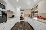 https://images.listonce.com.au/custom/160x/listings/4-karin-court-mooroolbark-vic-3138/688/01562688_img_03.jpg?srYcOGR2tlM