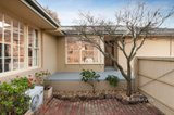 https://images.listonce.com.au/custom/160x/listings/4-karrin-close-yallambie-vic-3085/402/01726402_img_20.jpg?jjFub8tr0k8