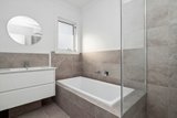 https://images.listonce.com.au/custom/160x/listings/4-keats-road-mooroolbark-vic-3138/626/01904626_img_04.jpg?noMr7aV_LEU