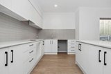 https://images.listonce.com.au/custom/160x/listings/4-keats-road-mooroolbark-vic-3138/626/01904626_img_07.jpg?dWREnxYhqqs