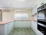 https://images.listonce.com.au/custom/160x/listings/4-kentucky-court-delacombe-vic-3356/749/01576749_img_10.jpg?_fKgLIgqp0o