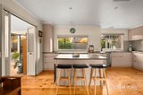 https://images.listonce.com.au/custom/160x/listings/4-kingsbury-court-diamond-creek-vic-3089/101/01903101_img_02.jpg?tFLcZKBm8_s