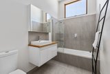 https://images.listonce.com.au/custom/160x/listings/4-knight-street-blairgowrie-vic-3942/008/01680008_img_15.jpg?tyRawfAAxKs