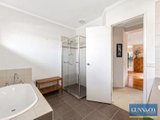 https://images.listonce.com.au/custom/160x/listings/4-la-coruna-gardens-point-cook-vic-3030/477/01613477_img_15.jpg?NhejBuNFT7M
