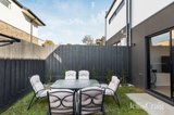 https://images.listonce.com.au/custom/160x/listings/4-lacebark-drive-st-helena-vic-3088/294/01768294_img_10.jpg?CgbEhpcfTXE