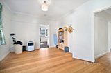 https://images.listonce.com.au/custom/160x/listings/4-larter-street-golden-point-vic-3350/043/01189043_img_06.jpg?S28ppBR7uRw