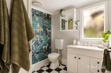 https://images.listonce.com.au/custom/160x/listings/4-latham-street-northcote-vic-3070/560/01980560_img_09.jpg?vKpFjL2SokA