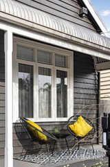 https://images.listonce.com.au/custom/160x/listings/4-latham-street-northcote-vic-3070/560/01980560_img_18.jpg?dgN1X-_V4j4