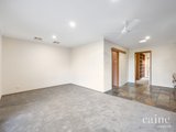 https://images.listonce.com.au/custom/160x/listings/4-laurine-court-wendouree-vic-3355/772/01576772_img_04.jpg?GL86HtFlszw