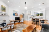 https://images.listonce.com.au/custom/160x/listings/4-leslie-st-elsternwick-vic-3185/786/01813786_img_02.jpg?UTdWc__KZD8