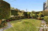 https://images.listonce.com.au/custom/160x/listings/4-leslie-st-elsternwick-vic-3185/786/01813786_img_10.jpg?GnScLOIqurw