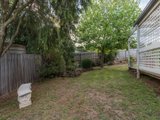 https://images.listonce.com.au/custom/160x/listings/4-lindsay-court-mooroolbark-vic-3138/411/01524411_img_15.jpg?3Mk5_CIxNao